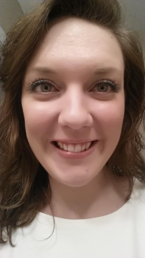 bina_lynn's tweet photo. Got the job! #allsmileshere http://t.co/Csa8F7hvUx