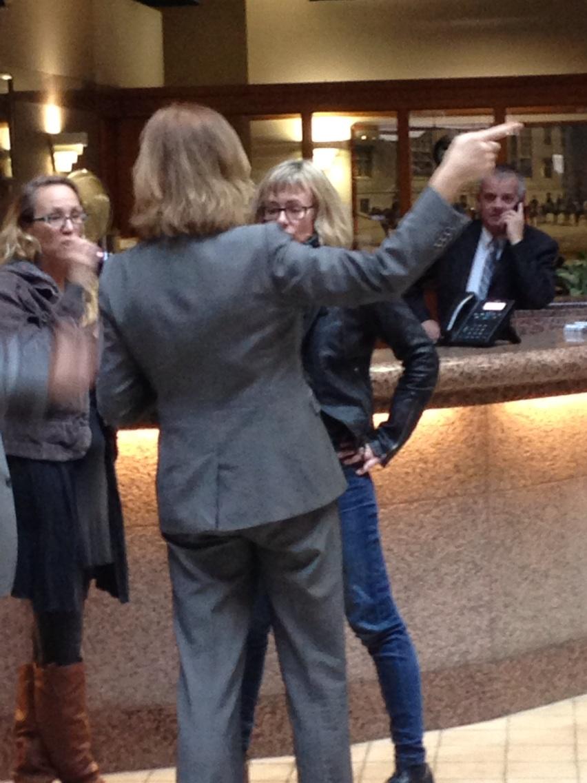 B1yn-RxIcAAPkp7.jpg:large