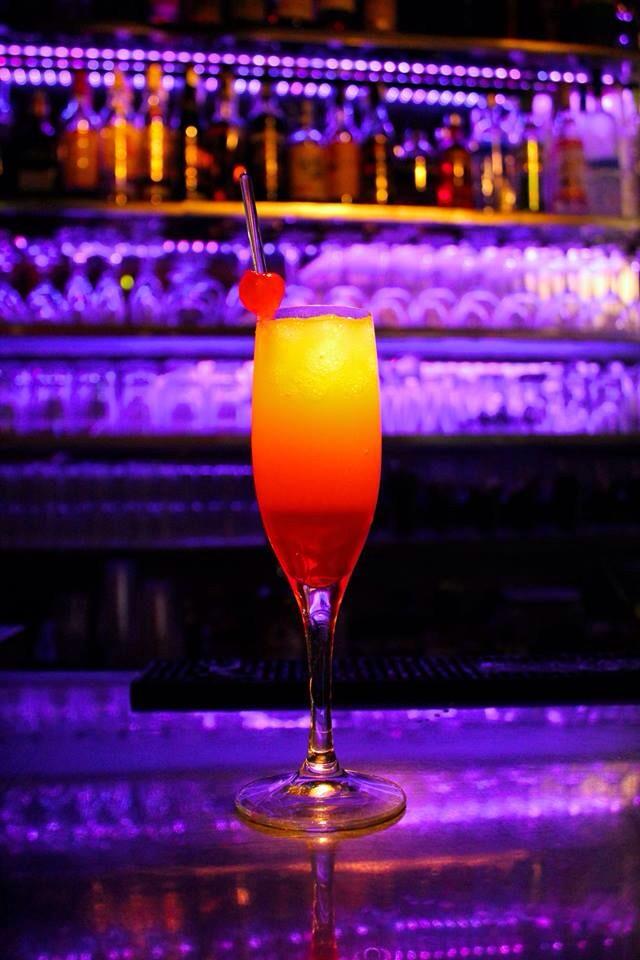 cactusbarbcn's tweet photo. Música, festa i diversió. Sempre al Cactus Bar!’’

Music and party always at Cactus Bar! http://t.co/bSE12ODZo9