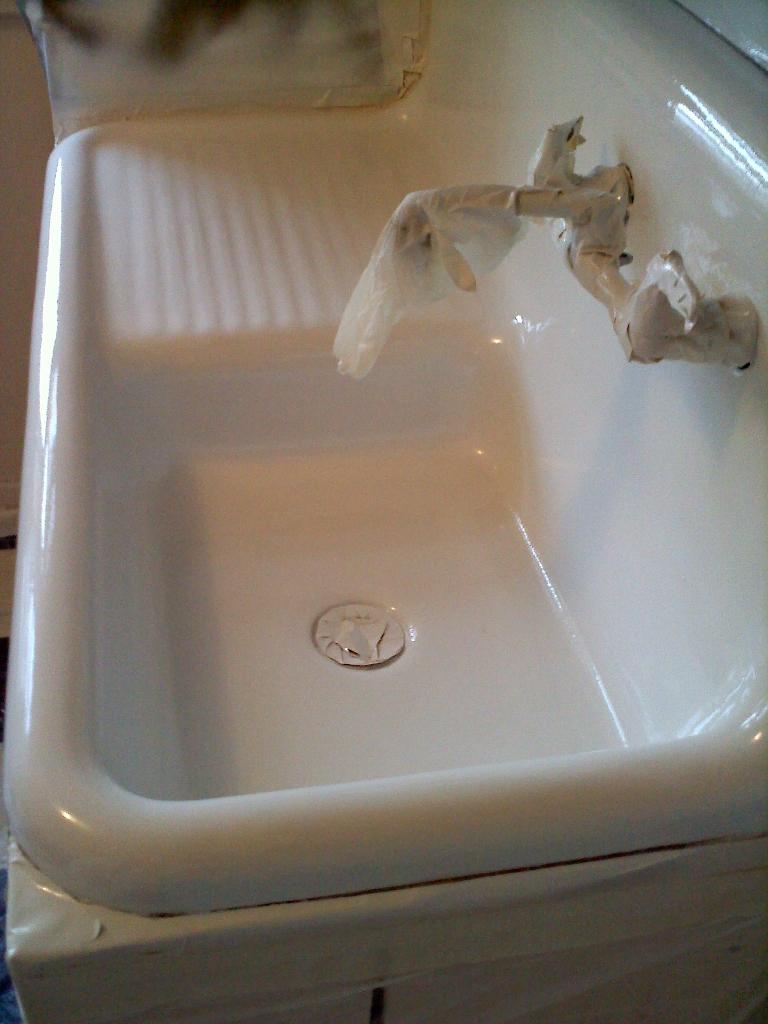 Cast iron sink after refinishing