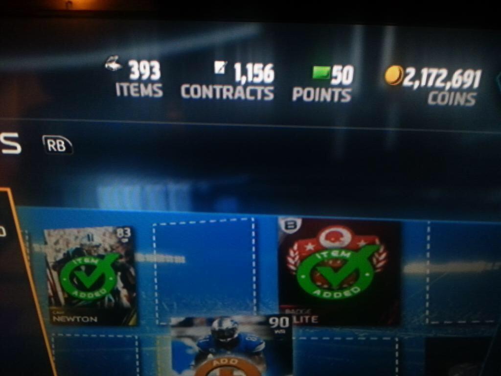 Bluxters's tweet image. Xbox one 100k giveaway! Retweet and follow @Bluxters and @Houseofpain2486 for a chance win! Ends 11/11/14!