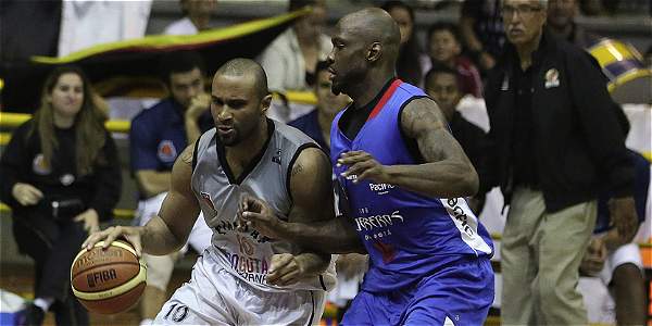 ELTIEMPO's tweet photo. Atentos: se canceló la Liga de Baloncesto colombiano http://t.co/RbJVZorqtF http://t.co/5XRUB3RDHH