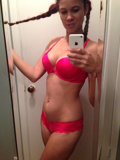 Words!!! Im online http://t.co/k47SqLwryx #moonshinecherries 200 tokens each! #ThirstyThursday http://t<a href="/tag/moonshinecherries"class="tags">#moonshinecherries</a><a href="/tag/thirstythursday"class="tags"><span>#thirstythursday</span></a>