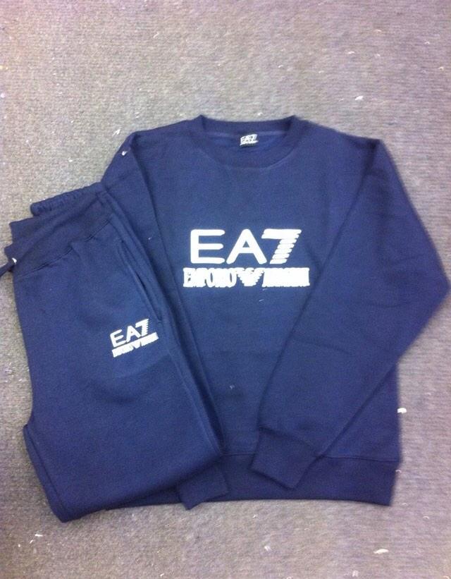 AClassStore's tweet image. Men Armani track suit S-XL
£55 each #AClassStore