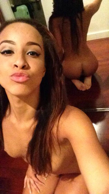 IM extremely bored http://t.co/9f4GlWk5ND<a href="/tag/wcw"class="tags"><span>#wcw</span></a><a href="/tag/iplaytoomuch"class="tags"><span>#iplaytoomuch</span></a><a href="/tag/dailypornstar"class="tags"><span>#dailypornstar</span></a>