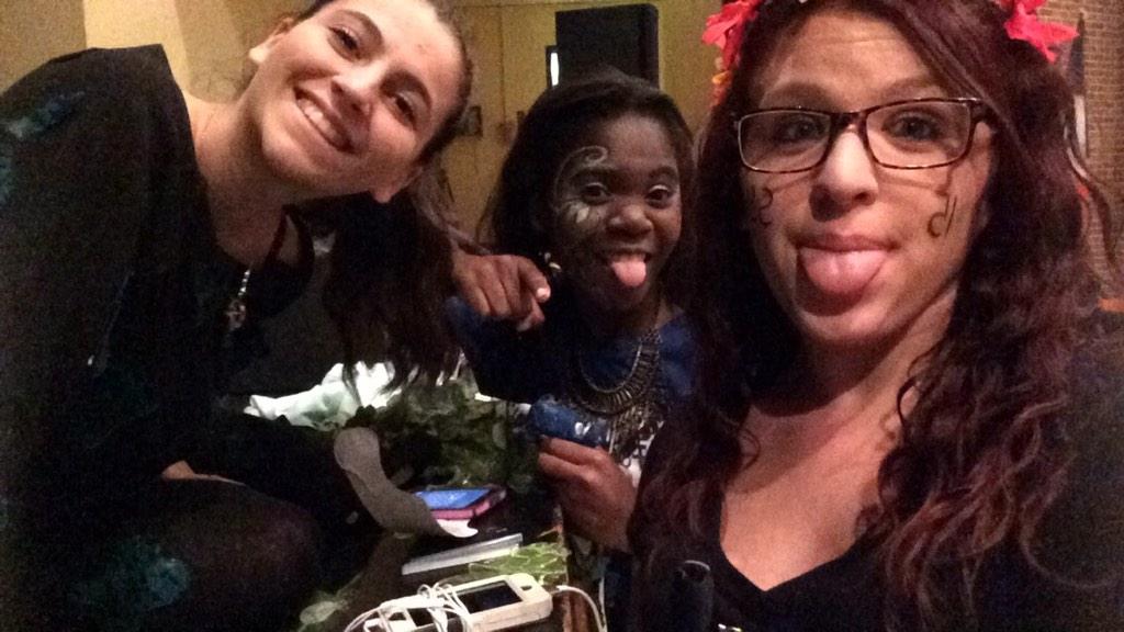 jackie_sully's tweet photo. Obsessed with you all, LOVE YOU SENIOR SING !!!!! #SSV15 #SeniorSing #WagnerSing @WagnerSing http://t.co/mWxz4czflU