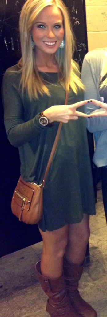 uofscbabes's tweet photo. ΑΔΠ's @Catherine_Gay. Yes please. http://t.co/4U9ZshHGrj