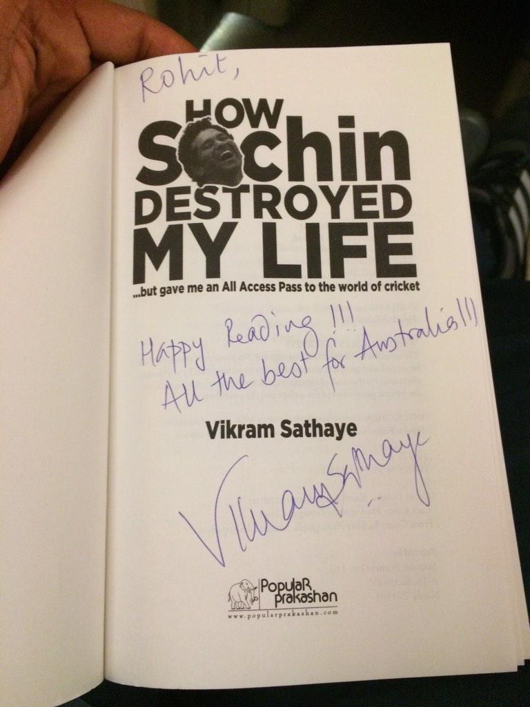ImRo45's tweet photo. Thanks for the reading material buddy @vikramsathaye  ✈️ http://t.co/2HIVd8FMnz