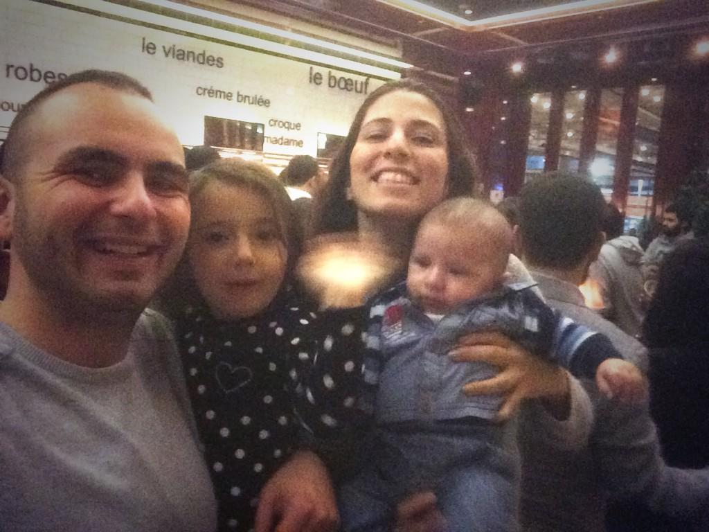 VivekaInc's tweet photo. Viveka ailesi de tam kadro oradaydi! :))) #AnkaraStartupHour #GGH14 cc: @connectionraisr @adiloran @numan http://t.co/SCgDzDSXCD
