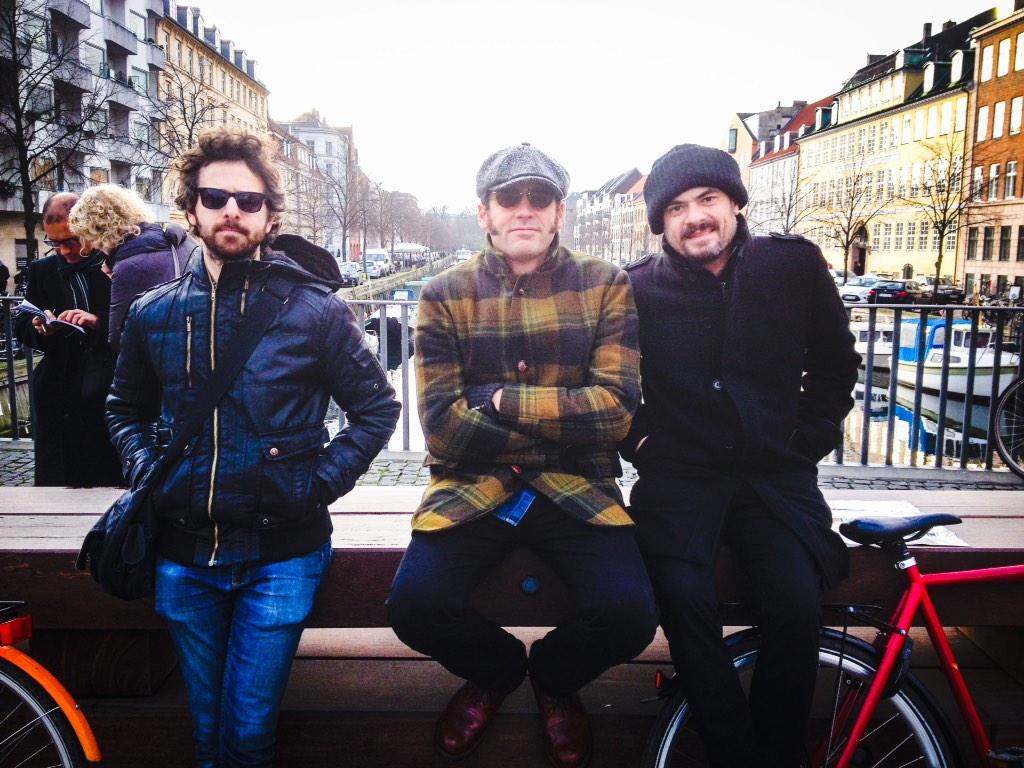 lucasfreemusica's tweet photo. Con @Depedromusic y @andreslitwin en Copenhague de gira. Visitar Cristiania 20 años después.Menos pelo,mismaguitarra http://t.co/XwaZ7Py0oP
