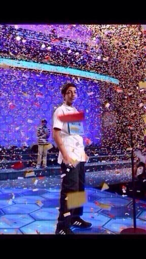 LigoWeek's tweet image. That's moment when you hit 100 followers in 3 days. #ligoweek