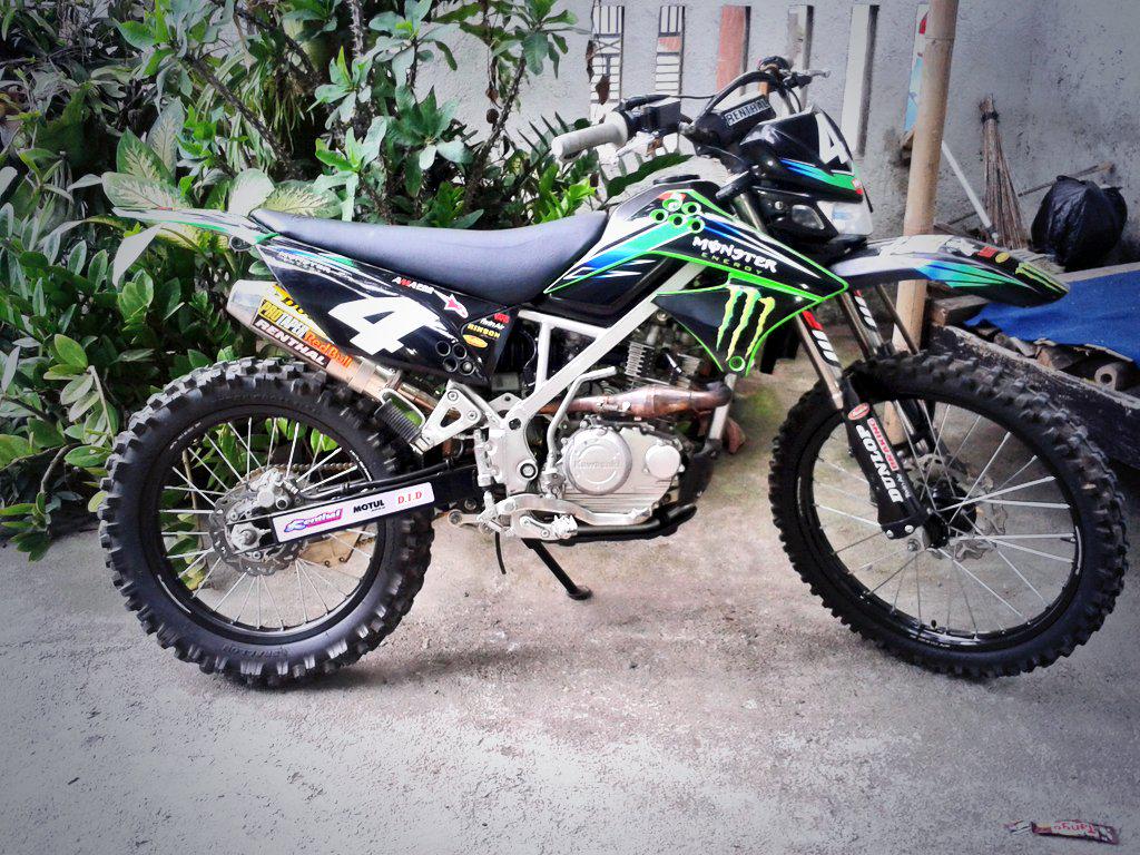 ranggaPSs's tweet photo. My monster energy http://t.co/TrFkaDKcup
