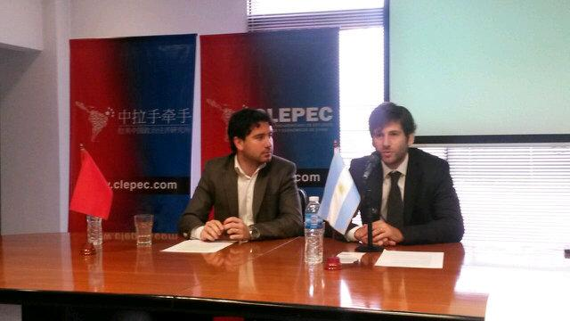 FranCafiero's tweet photo. 3er jornada de capacitación sobre las relaciones con China de #CLEPEC. En la apertura con @PeraltaCM http://t.co/MqrsOcGsWq