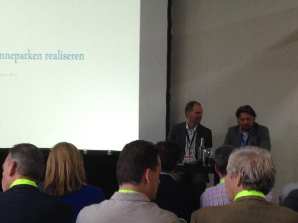 ODE_NL's tweet photo. Nu aan het woord .@ErnstvanderLeij en .@JanWillemZwang over het realiseren van zonnepanelen parken! #EHO2014 http://t.co/DhQtqegKho