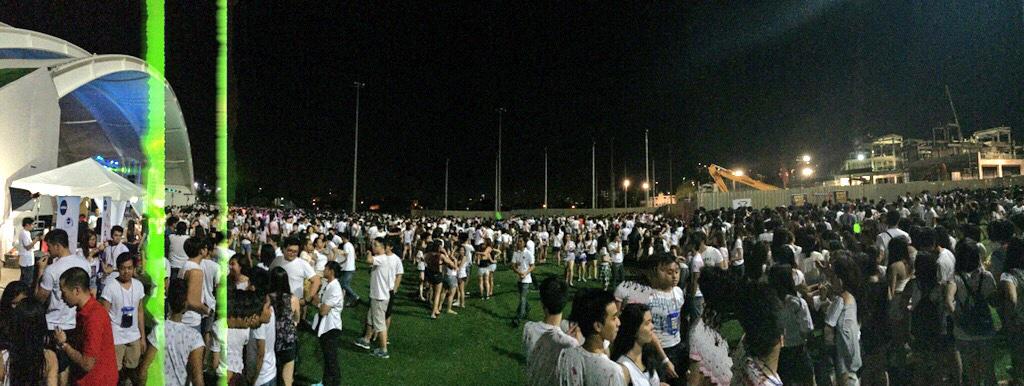 sole_slam's tweet photo. Van Wildest. #Collision2014 @CollisionDLSU http://t.co/pXmlr8Yxme