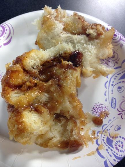 RustyLord's tweet photo. Moment on the lips, lifetime on the hips... #worthit! #stickyroll http://t.co/hP5uBaFHrE