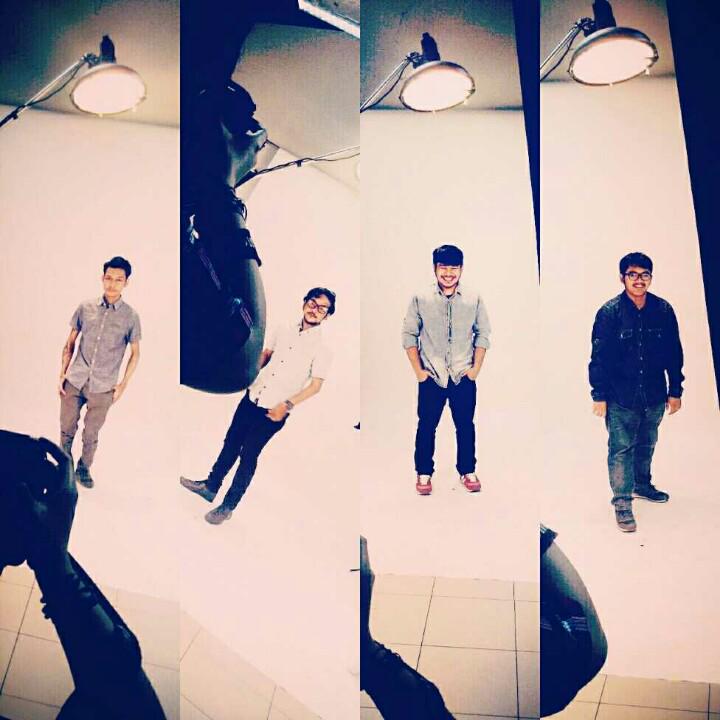 Send_ID's tweet photo. #latepost Done..!! Photo session and interview at @GadisMAGZ http://t.co/4WlRiwWZV0