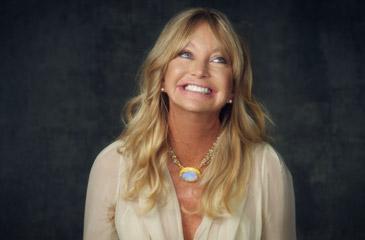 Happy 69th birthday Goldie Hawn! 