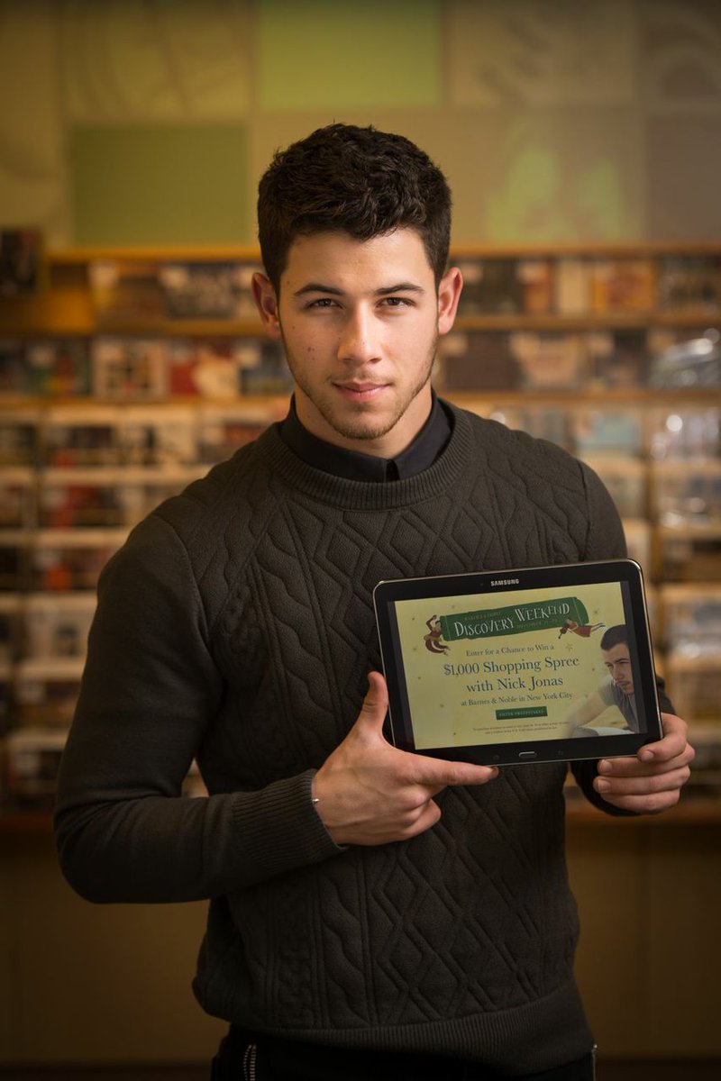 nickjonas tweet picture