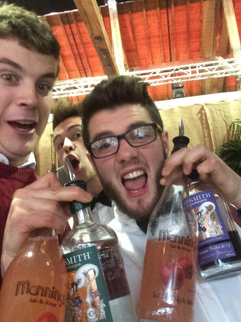 Having a great time <a href="/TasteofLondon/">Taste of London</a> with @SipsmithSam and <a href="/shackrevolution/">The Shack Revolution</a>