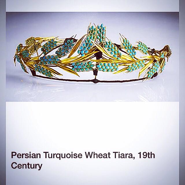 prettyfancykd's tweet photo. Happy Friday! #tiarafriday #prettyfancy #butisitglutenfree http://t.co/VlAKkiDIAw