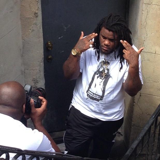 Live2BeFree_'s tweet photo. #L2BF x @FatTrel Photo Shoot #SB #MMG http://t.co/MyXW5618HE