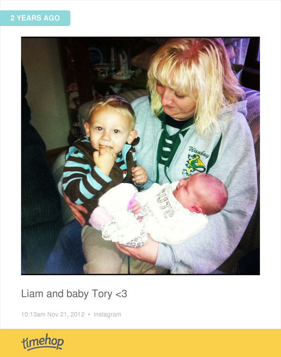 2003Dean's tweet image. Awe!!!! They were both so cute and innocent!!! What happened?!?!?  timehop.com/c/ip:329625019…