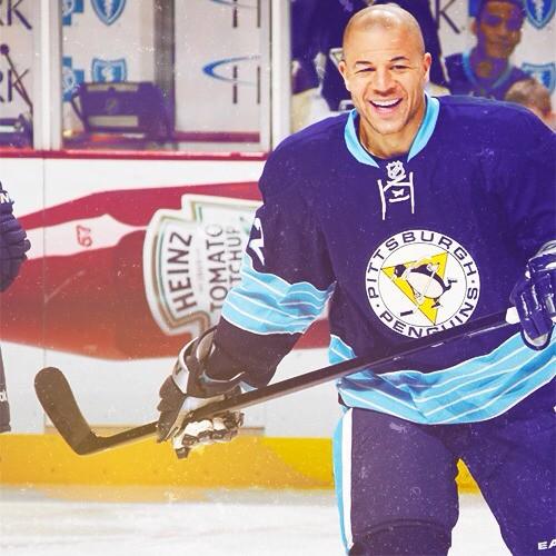 ESPNTWEETS_'s tweet photo. Biggest all time trade deadline moves in the NHL 

http://t.co/gncWywEzMk
^

3)Iginla being traded for the first time http://t.co/DWAPUXBsXh