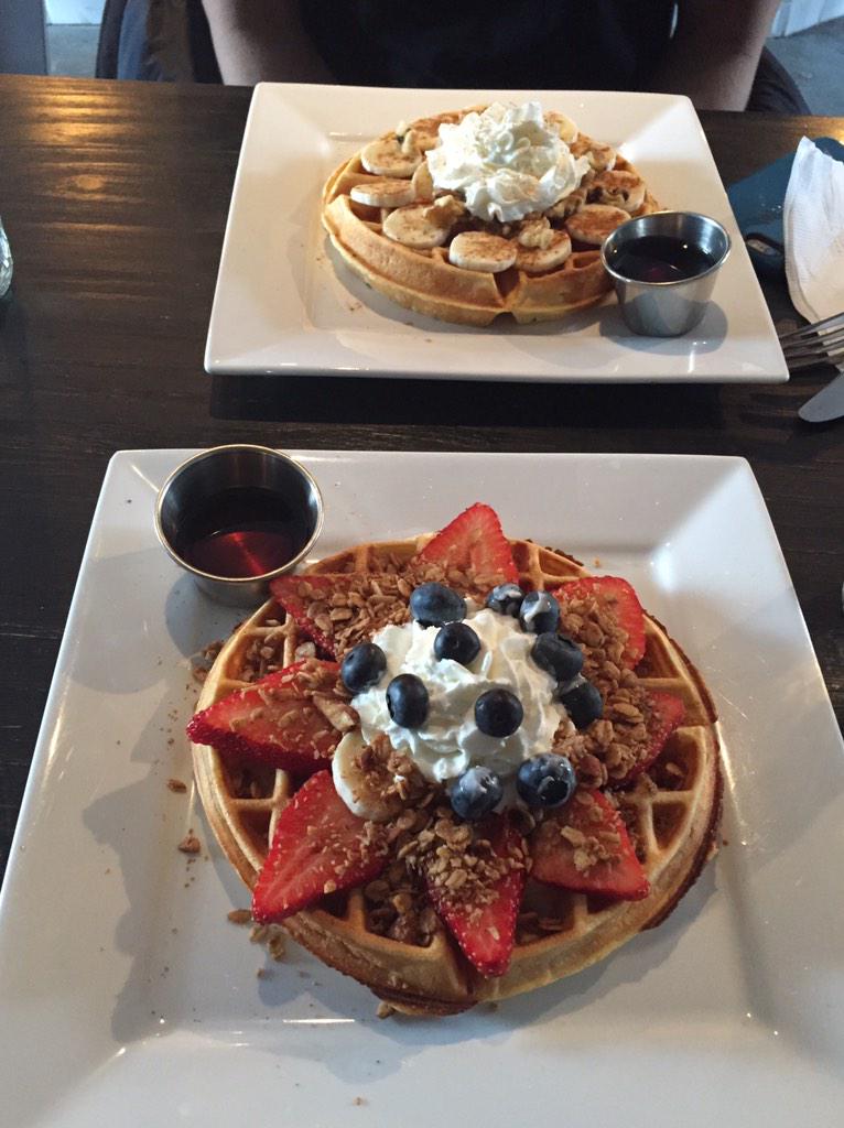 epbeccaj's tweet photo. Wafflessssssss http://t.co/wDaLpg2VTE