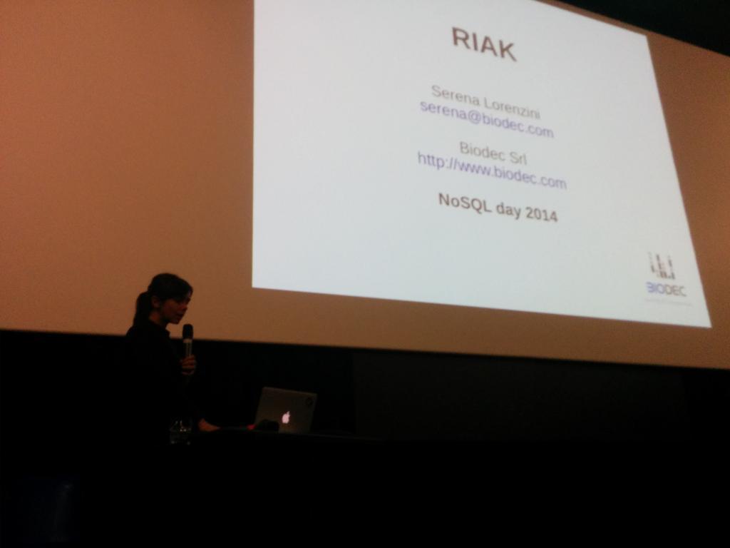 nosqlday's tweet image. .@LorenzaSerenini on stage talking about overflowing image storage with Riak at @nosqlday #nosqlday