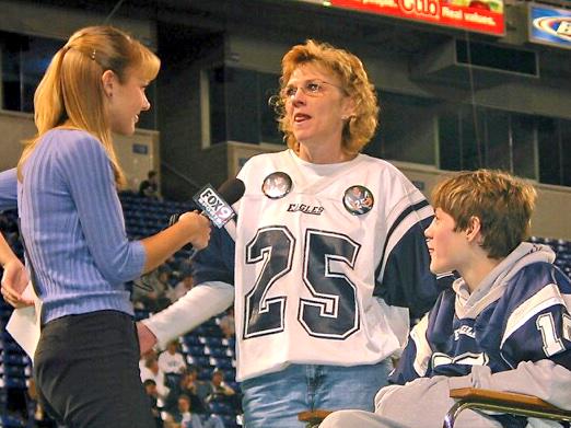 JamieHersch's tweet image. My first live TV interview was 10 yrs ago this wknd as a HS reporter at the MSHSL fball tourney. How time flies!!