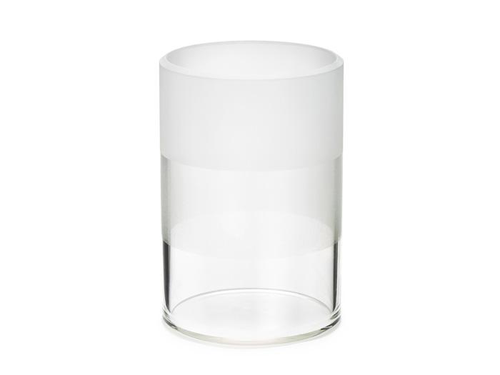 designmilk's tweet photo. Satin Planters by Reinier de Jong  http://t.co/9jo2N7u9XS http://t.co/nPh3KJ65Qv