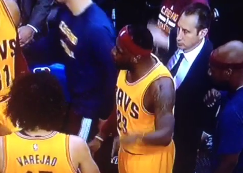 BleacherReport's tweet photo. VIDEO: David Blatt would love it if LeBron would let him do his job http://t.co/DHnE8oSSLM http://t.co/P9uUxBnjUn