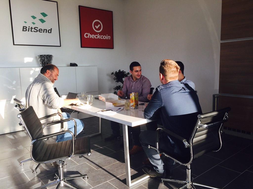 Checkcoincc's tweet photo. Talking about the future of cryptocurrencies together with @GEO_Jan #Bitcoin #checkcoin http://t.co/xauuvCIXzW
