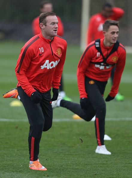 JanuzajStuff's tweet photo. Adnan Januzaj in today's training session - #mufc http://t.co/FtsdiPxIUF