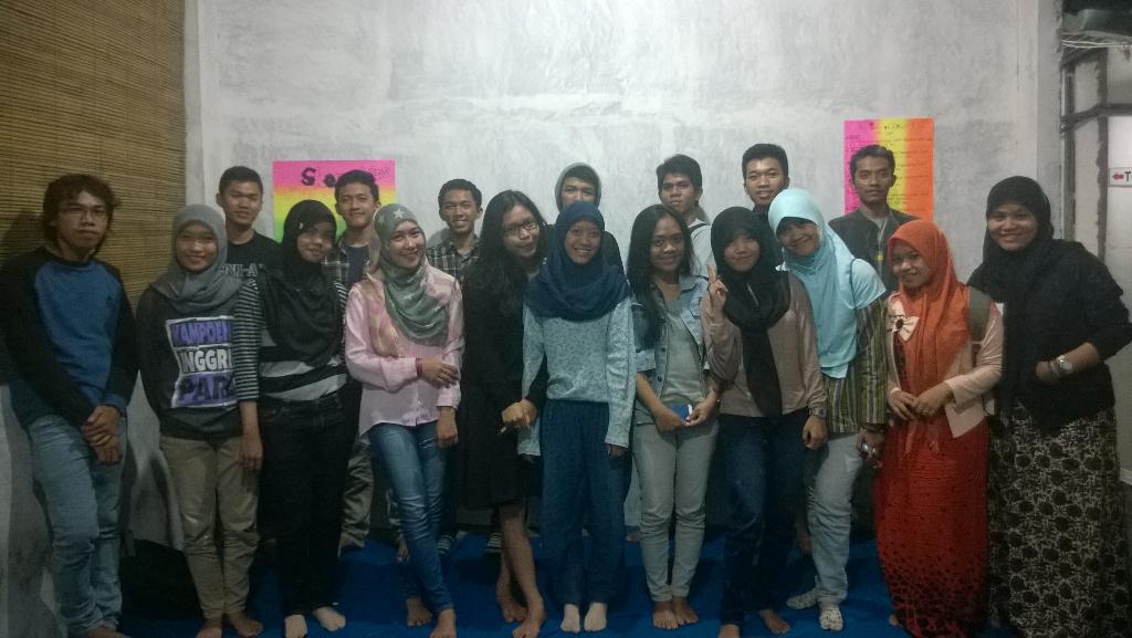 PeacePare's tweet image. TOEFL class #10November2014 #LastTest #YesIcan #MovingToTheBrightFuture