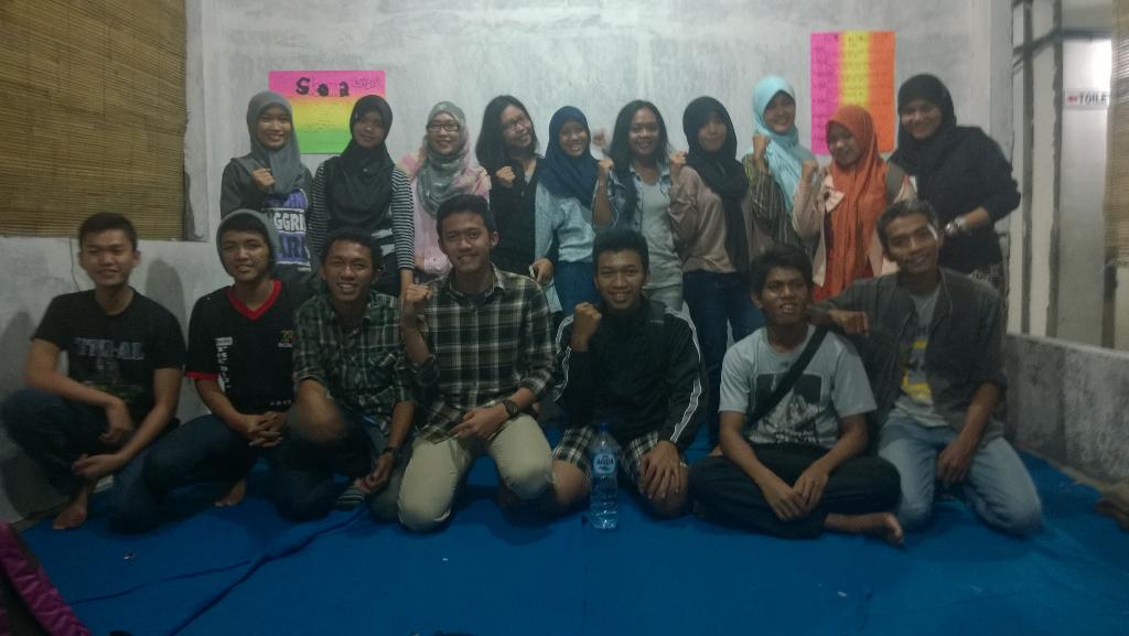 PeacePare's tweet image. TOEFL class #10November2014 #LastTest #YesIcan #MovingToTheBrightFuture