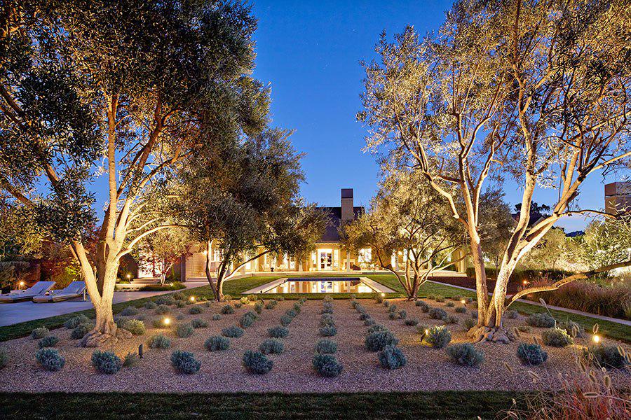 ArchDigest's tweet photo. The American Society of Landscape Architects selects its 2014 winners for residential gardens http://t.co/9rgu49KVLd http://t.co/MaAWP7CFAb