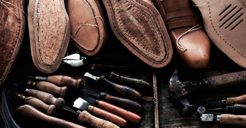 TrendyTipsBlog's tweet image. La scarpa da uomo esprime lo stato mentale dell'uomo.
Scopriamo insieme come!
trendytips.it/2014/10/storia… @VivereVintage