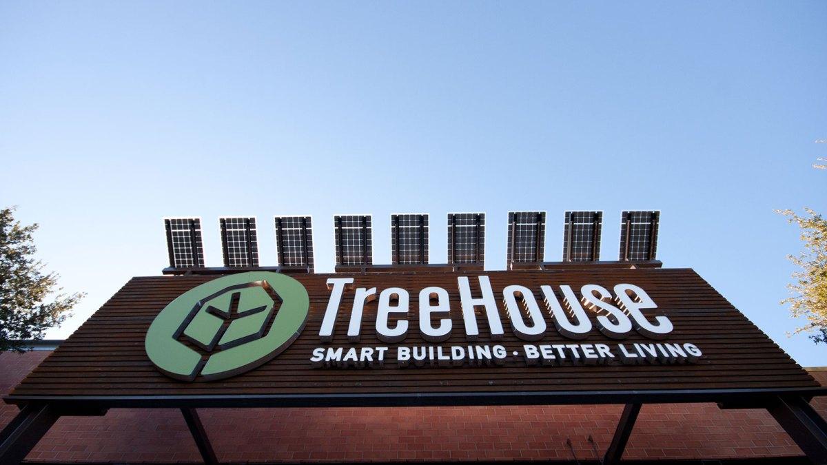 CharleyNCo's tweet image. "TreeHouse is like Home Depot with a green conscience" hubs.ly/y0jLKv0 by @grist
#ecoconscience