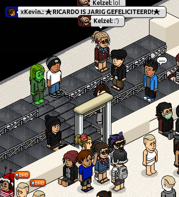 Kevinweebz1's tweet photo. @WeebzNL @Marisca_Weebz @HannWeebz @WeebzLuuk http://t.co/F59fe69eXS