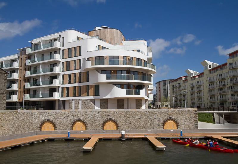 harboursidebris's tweet photo. If in #bristol on the w/end christmas shopping add @harboursidebris to your list! http://t.co/oWqb9pwnmE