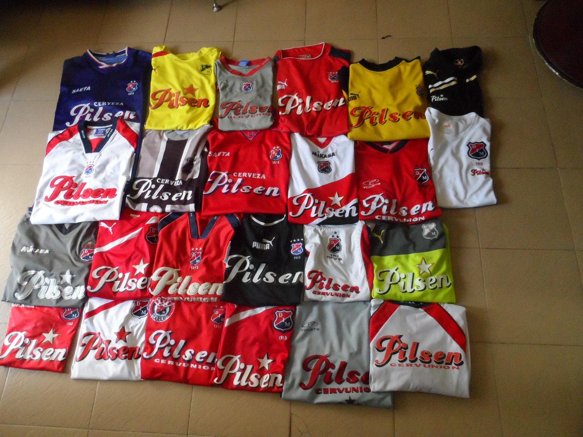 DavidOrtizBaena's tweet photo. @PilsenCerveza #TRIVIAPODEROSAPILSEN
Pilsen :)
Patrocinador Del Futbol Paisa http://t.co/53swZk2xYh