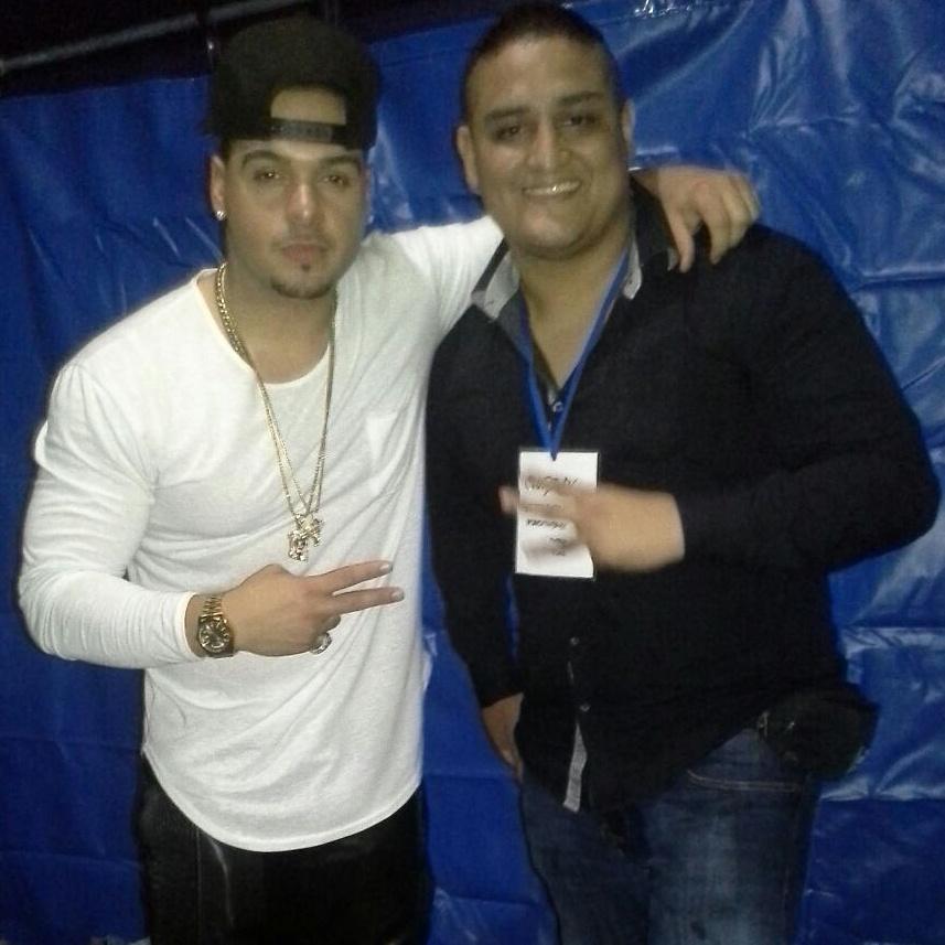 ModelsGlass's tweet image. 