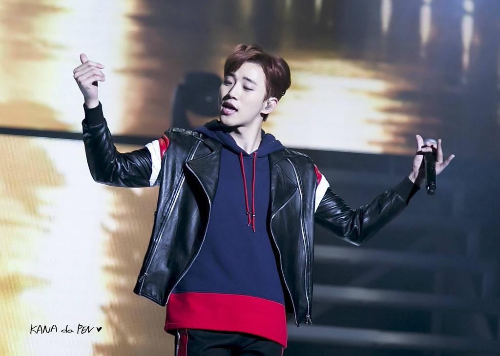 141114 2PM World Tour 'GO CRAZY!' in Newark #Junho #준호