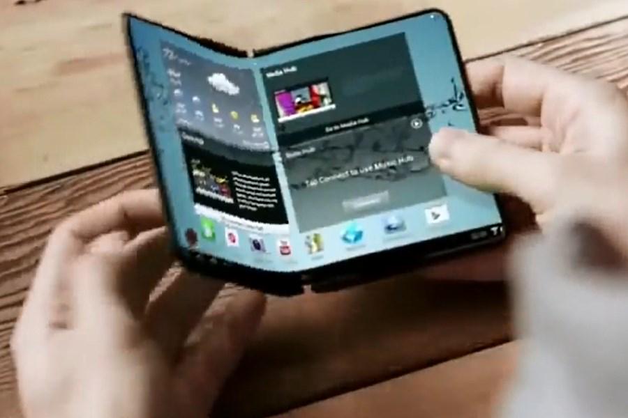 Replier son smartphone, bientôt un geste quotidien pour les fans de #Samsung. 01net.com/editorial/6332…