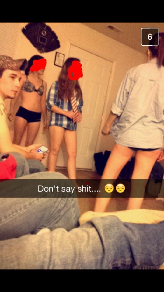KYbangerz's tweet photo. STD party in Madville!👐🚫😷  @whitney_rylin @stephaniekae10 http://t.co/oqLeZ5z4rT