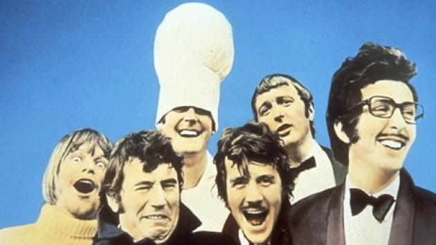 20m_genteytv's tweet photo. Una canción de Monty Python, la más escuchada en los funerales del Reino Unido http://t.co/5Hq6HcjlK2 Humor británico http://t.co/6PrbzgUKUQ