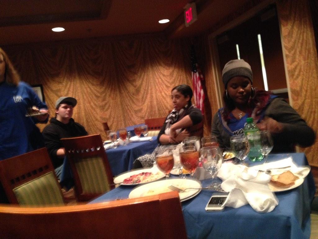 sesleygabrielle's tweet photo. @Acad18Success #buildconnect at the holiday Inn ! http://t.co/9dcANwliaR