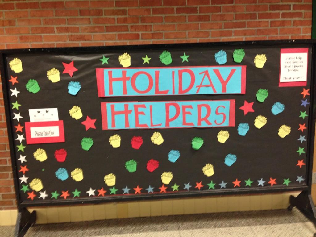 Mrscelt's tweet photo. Holiday Helpers at Seymour and Cold Spring have started-Help some kids have a magical holiday season! #SSILC #PPCSD http://t.co/3Zqg7ag0eH